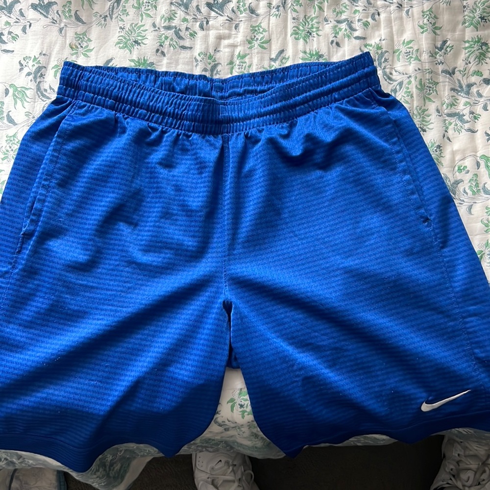 Nike Basketball Shorts Blue - Medium